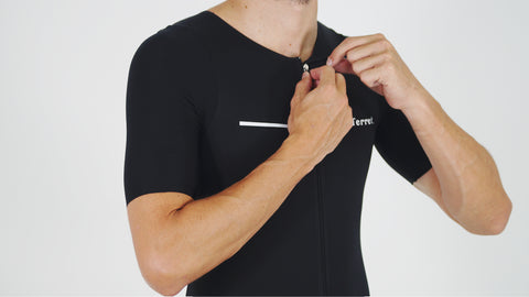 Trisuit Essential Race Hombre