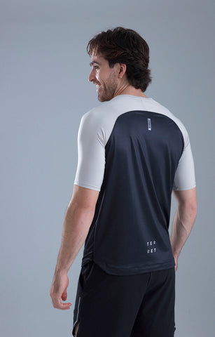 CAMISETA RUNNING HOMBRE ESSENZA POTENZA BLACK